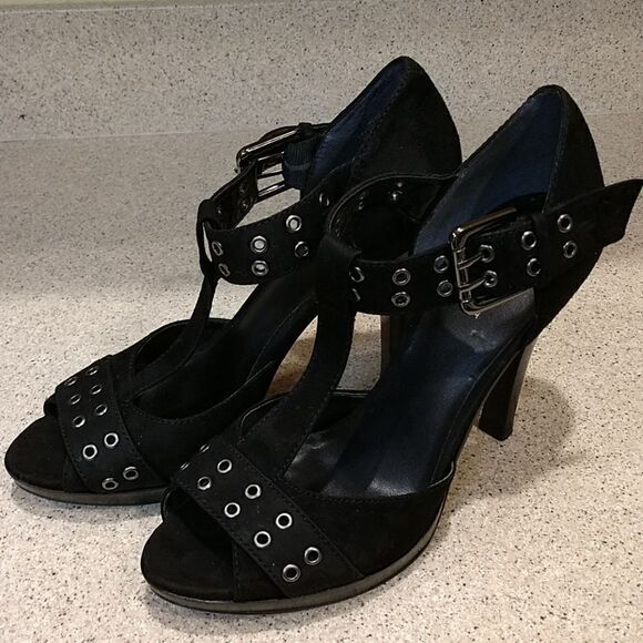 👌 Nine West Black Leather Heels - Picture 1 of 3
